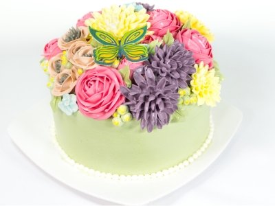 A fun and colorful birthday cake.